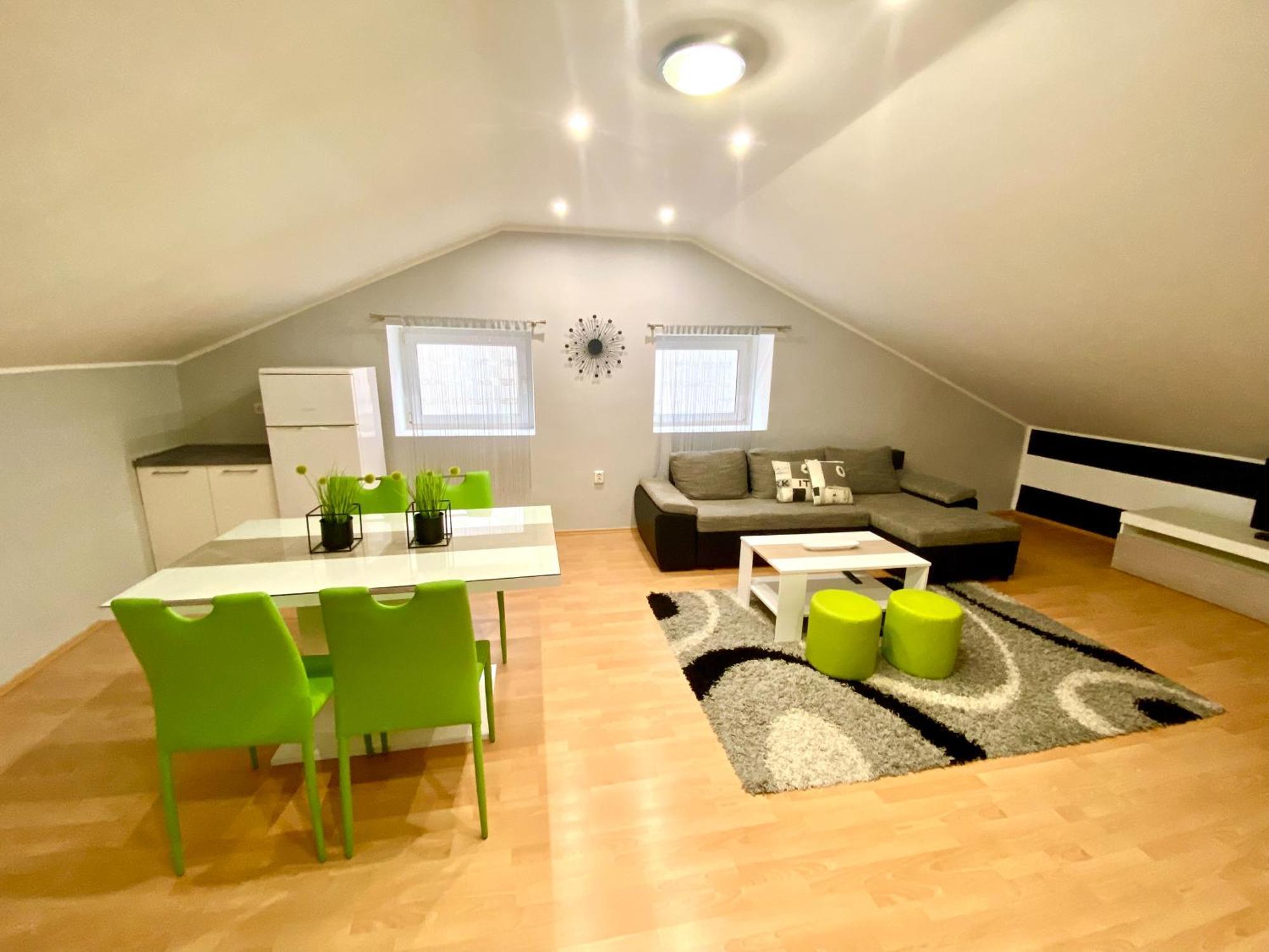 Apartments Suzi Crikvenica Eksteriør bilde