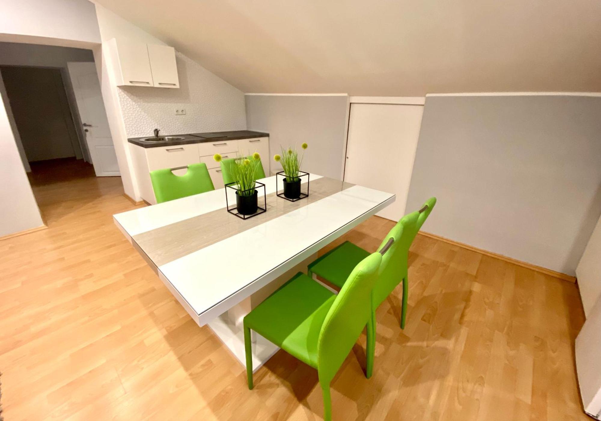 Apartments Suzi Crikvenica Eksteriør bilde